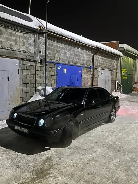 Mercedes E-Class W210 Elegance 2.3 автомат - Легковые автомобили в Новосибирск