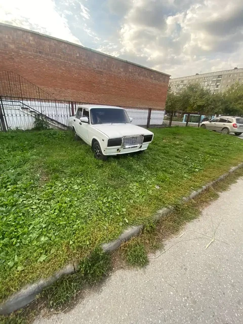 Обмен или продажа автомобильного двигателя - Запчасти в Новосибирск