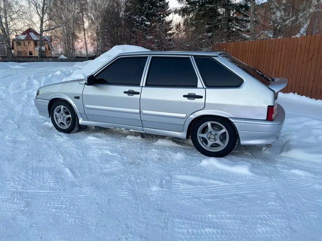 Продажа ВАЗ 2114 2009 года в отличном состоянии - Мотоциклы и скутеры в Новосибирск