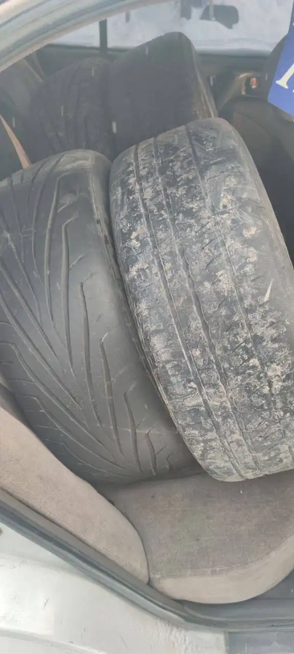 Продажа дисков с летней резиной R16 сверловка 5*100 - Шины и диски (Авто) в Новосибирск