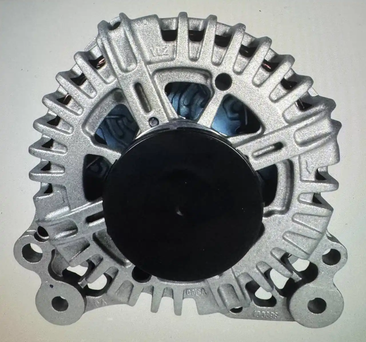 Генератор Шкода Октавия 05E903026M - Автозапчасти (Запчасти) в Новосибирск