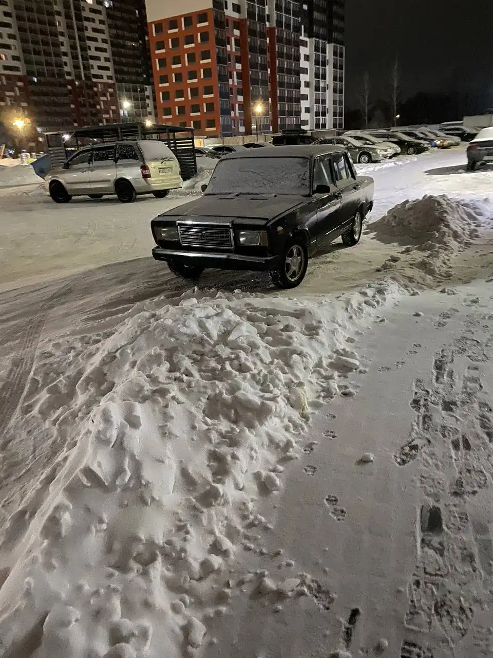 Продажа двух автомобилей ВАЗ 2107 (2010 и 2011 гг.) - Легковые автомобили (Авто) в Новосибирск