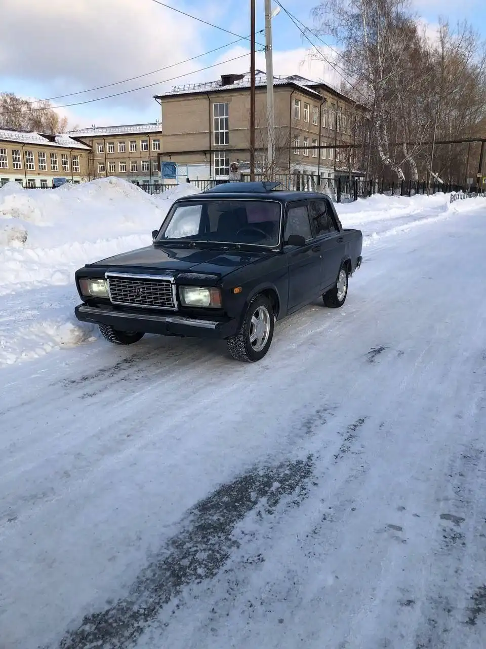 Продажа двух автомобилей ВАЗ 2107 (2010 и 2011 гг.) - Легковые автомобили (Авто) в Новосибирск