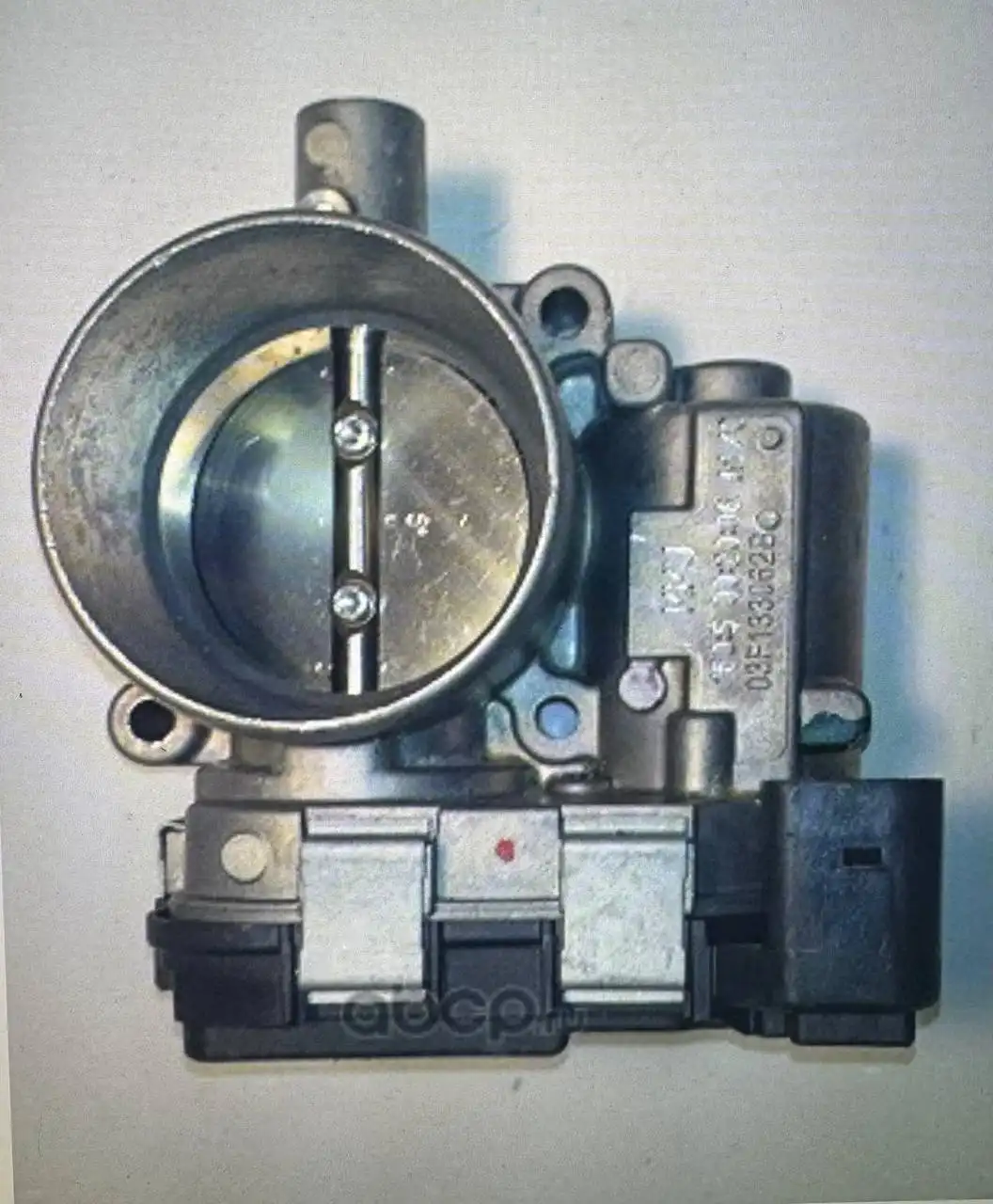 Дроссельная заслонка 03F133062B - Автозапчасти (Запчасти) в Новосибирск
