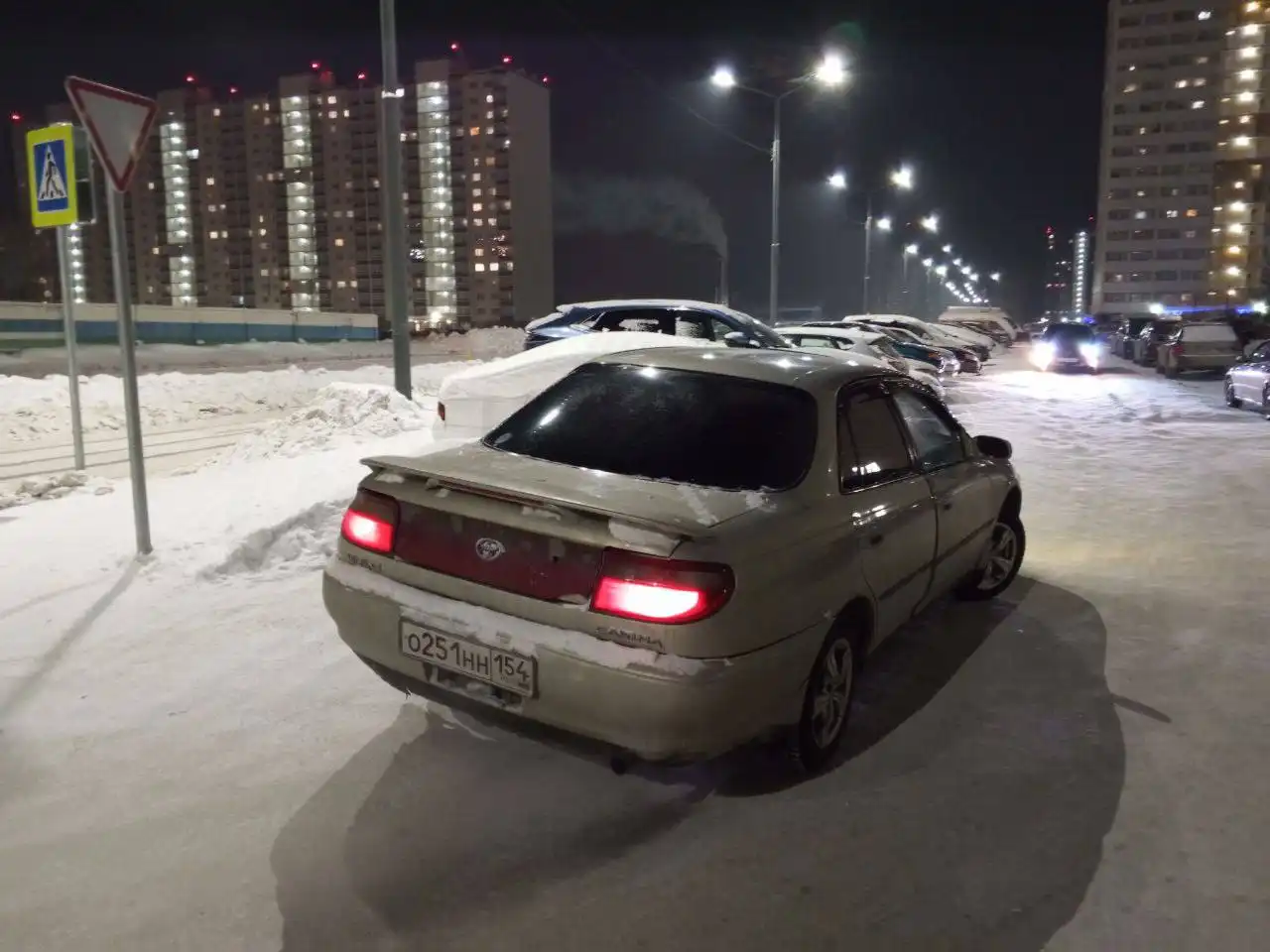 Продам Toyota Carina 1994 года - Авто в Новосибирск