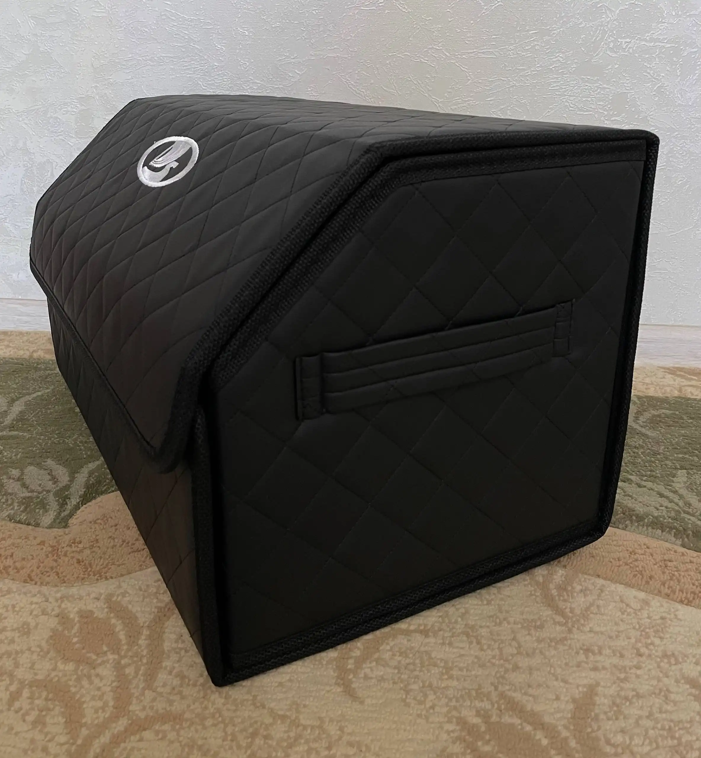 Органайзер в багажник 50см из эко-кожи с вышивкой - Аксессуары (Авто) в Новосибирск