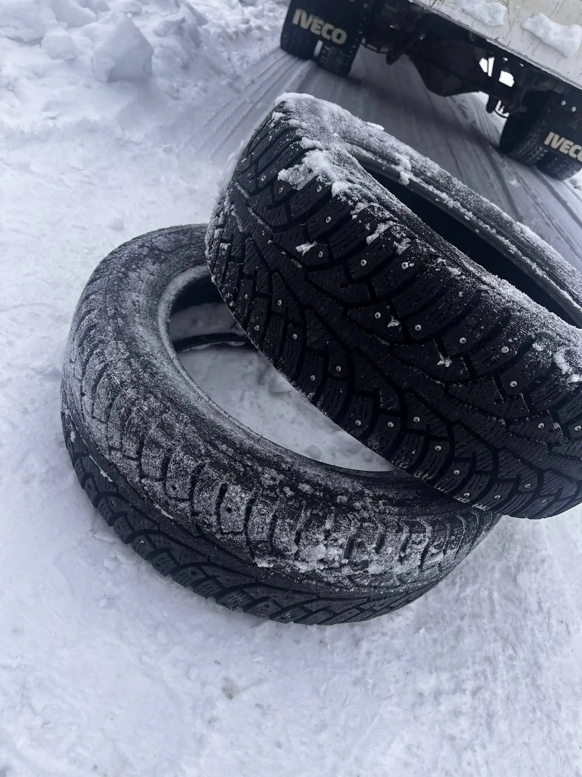 Продажа двух колес Nordman 5 205/55/16 - Шины и диски (Авто) в Новосибирск