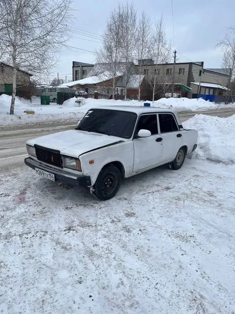 Продам ВАЗ 2107 2106 года - Легковые автомобили в Новосибирск