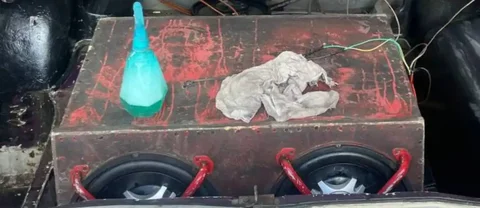 Продам саб на трубе, колонки JBL 2x12, усилитель AMP 1.1000 - Автозвук в Новосибирск