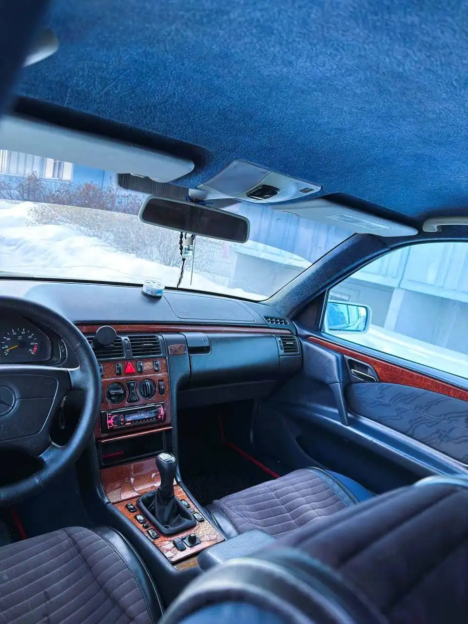 Продажа легендарного седана W210 1998 года - Легковые автомобили (Авто) в Новосибирск