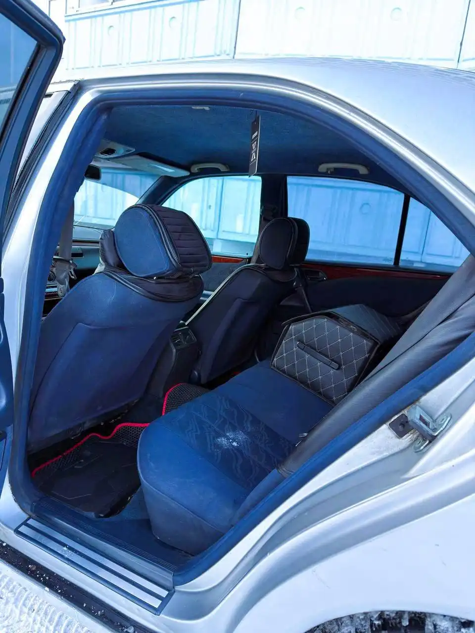 Продажа легендарного седана W210 1998 года - Легковые автомобили (Авто) в Новосибирск