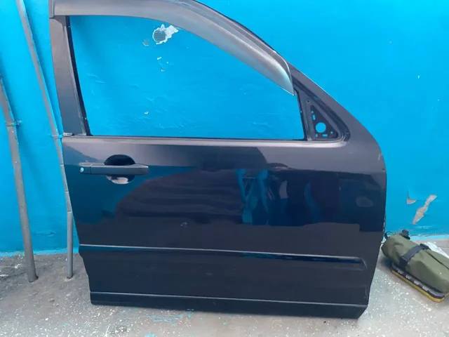 Дверь передняя правая и крыло переднее правое для Honda CR-V 2 поколение - Запчасти в Новосибирск