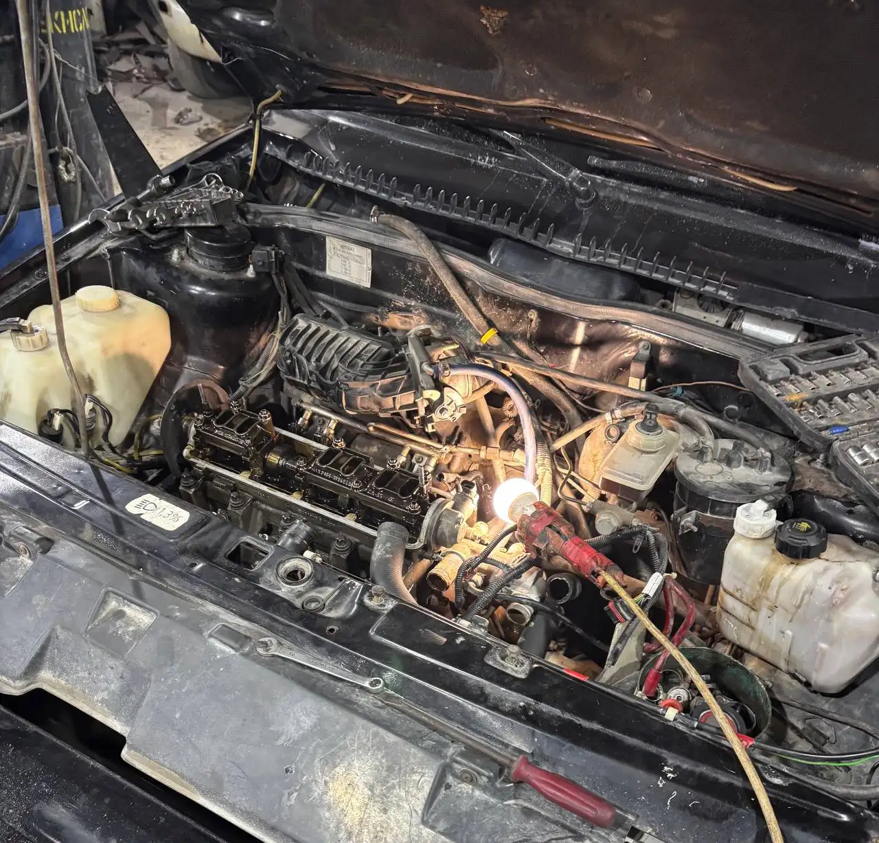 Продам блок двигателя 211183 1.6 на восьмиклапанный мотор - Запчасти (Авто) в Новосибирск