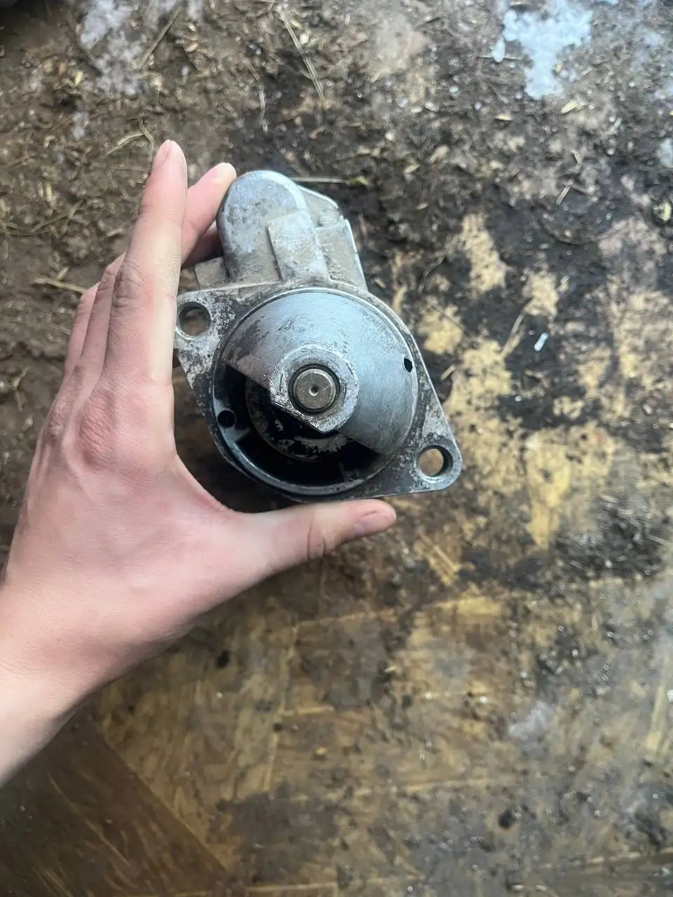 Автозапчасти: стартер, генератор, летняя резина - Автозапчасти (Запчасти) в Новосибирск