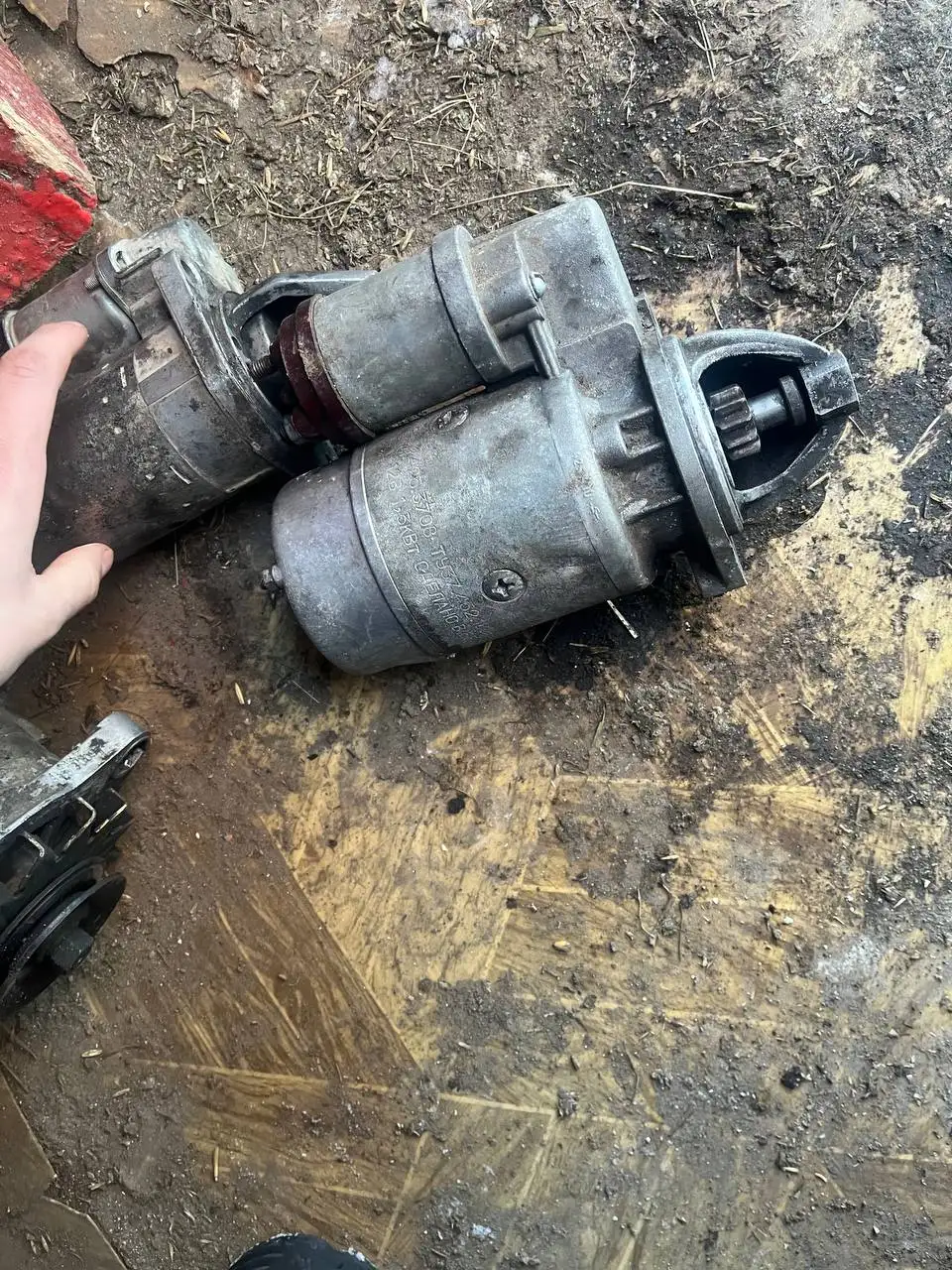 Автозапчасти: стартер, генератор, летняя резина - Автозапчасти (Запчасти) в Новосибирск