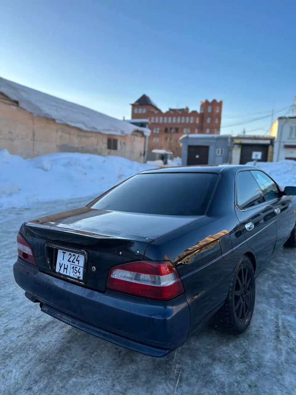 Продажа Nissan Laurel c35 1998 2.0 - Легковые автомобили (Авто) в Новосибирск