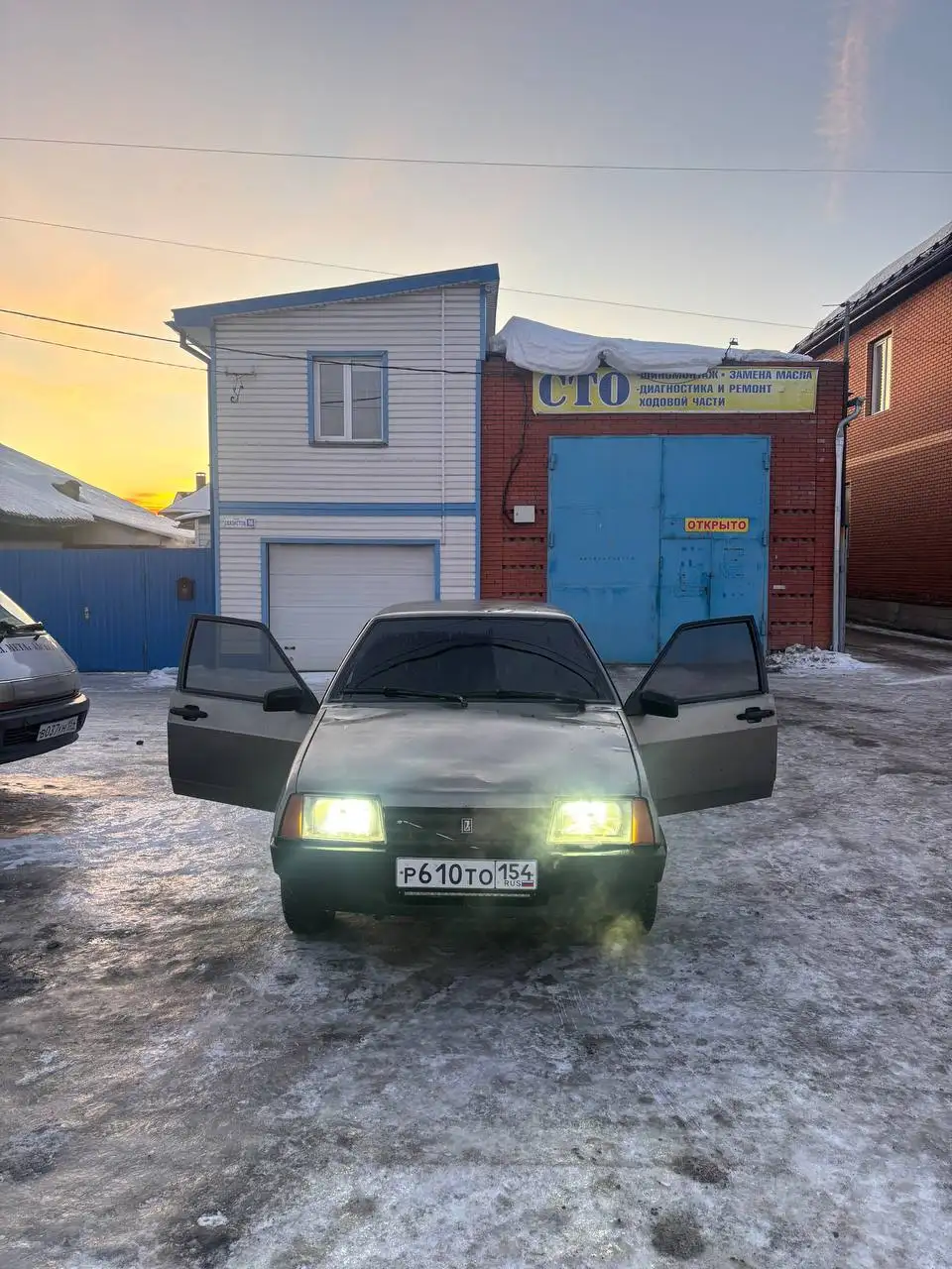 Продажа или обмен автомобиля 99 2002 года выпуска - Авто в Новосибирск