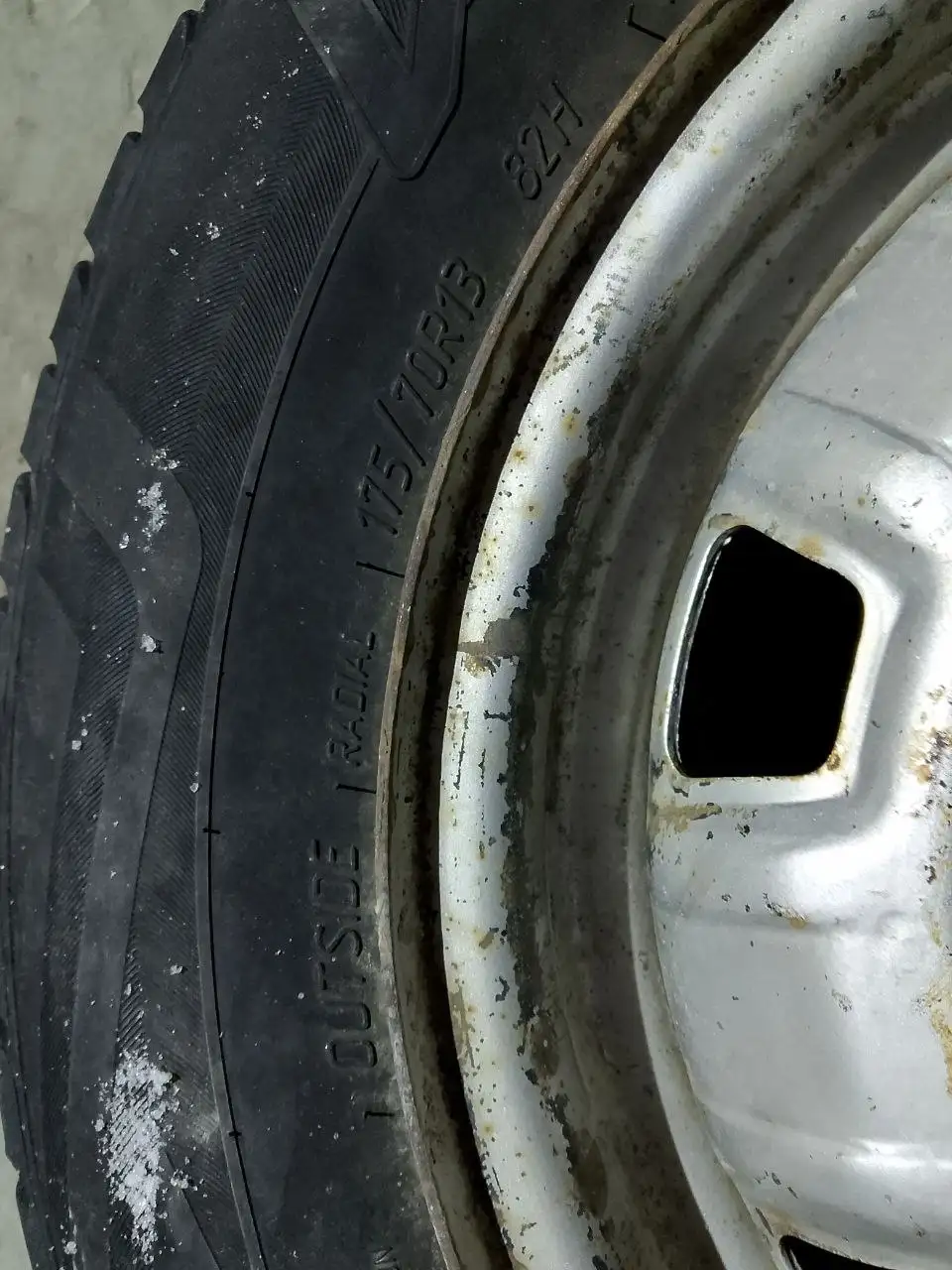 Диски с летней резиной r13 Тойота - Запчасти (Авто) в Новосибирск