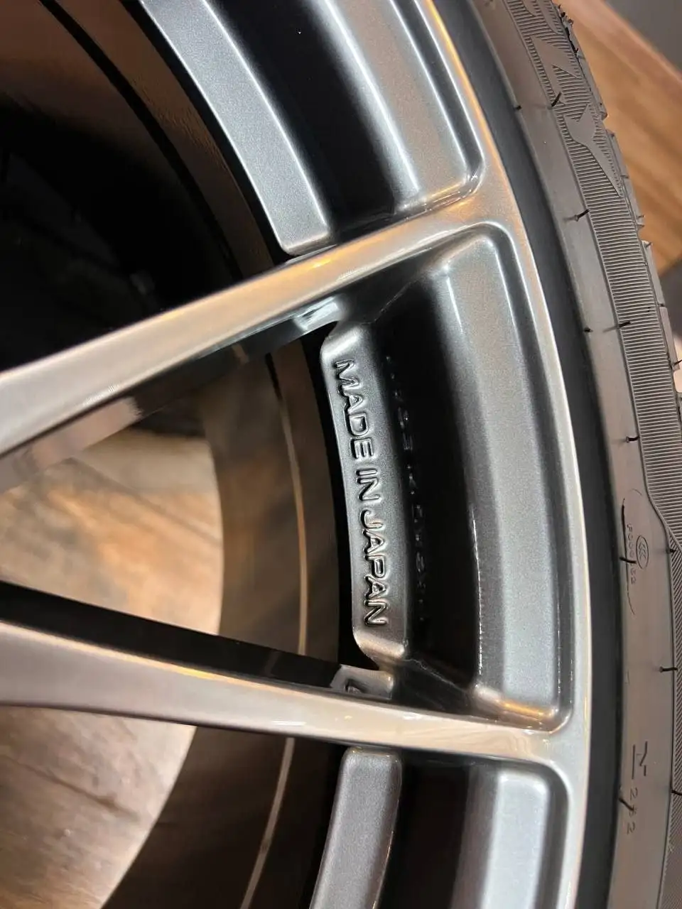 Колеса Rays Homura 2x7 R19 с резиной hifly hf805 - Запчасти (Авто) в Новосибирск