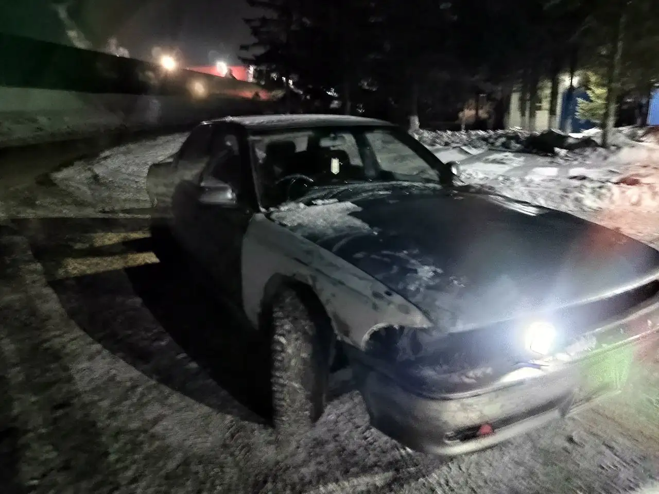 Продажа автомобиля с двигателем 2.0 л 135 л.с., АКПП, проблемы с двигателем и трансмиссией - Авто в Новосибирск