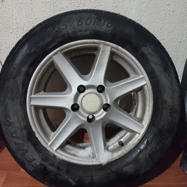 Продажа дисков на летней резине 235/60 R16 - Мотоциклы/скутеры в Новосибирск