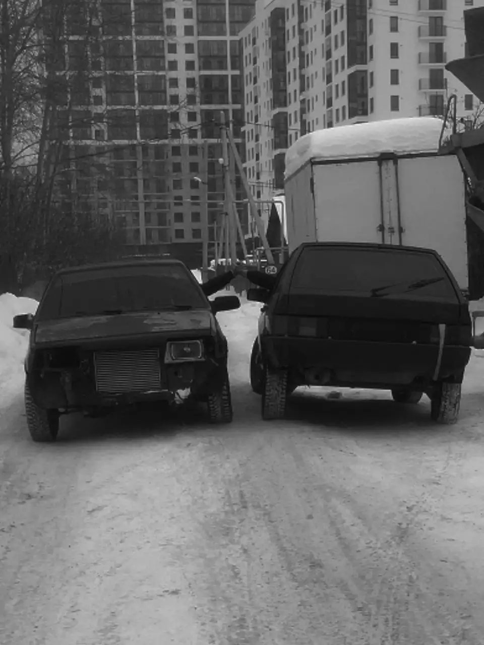 Продам автомобиль 99 на условном ходу с документами - Легковые автомобили (Авто) в Новосибирск