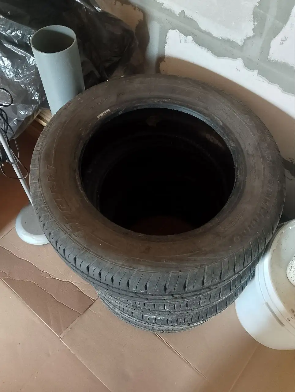 Шины Viatti летние 185/65/R15 - Шины и диски (Авто) в Новосибирск