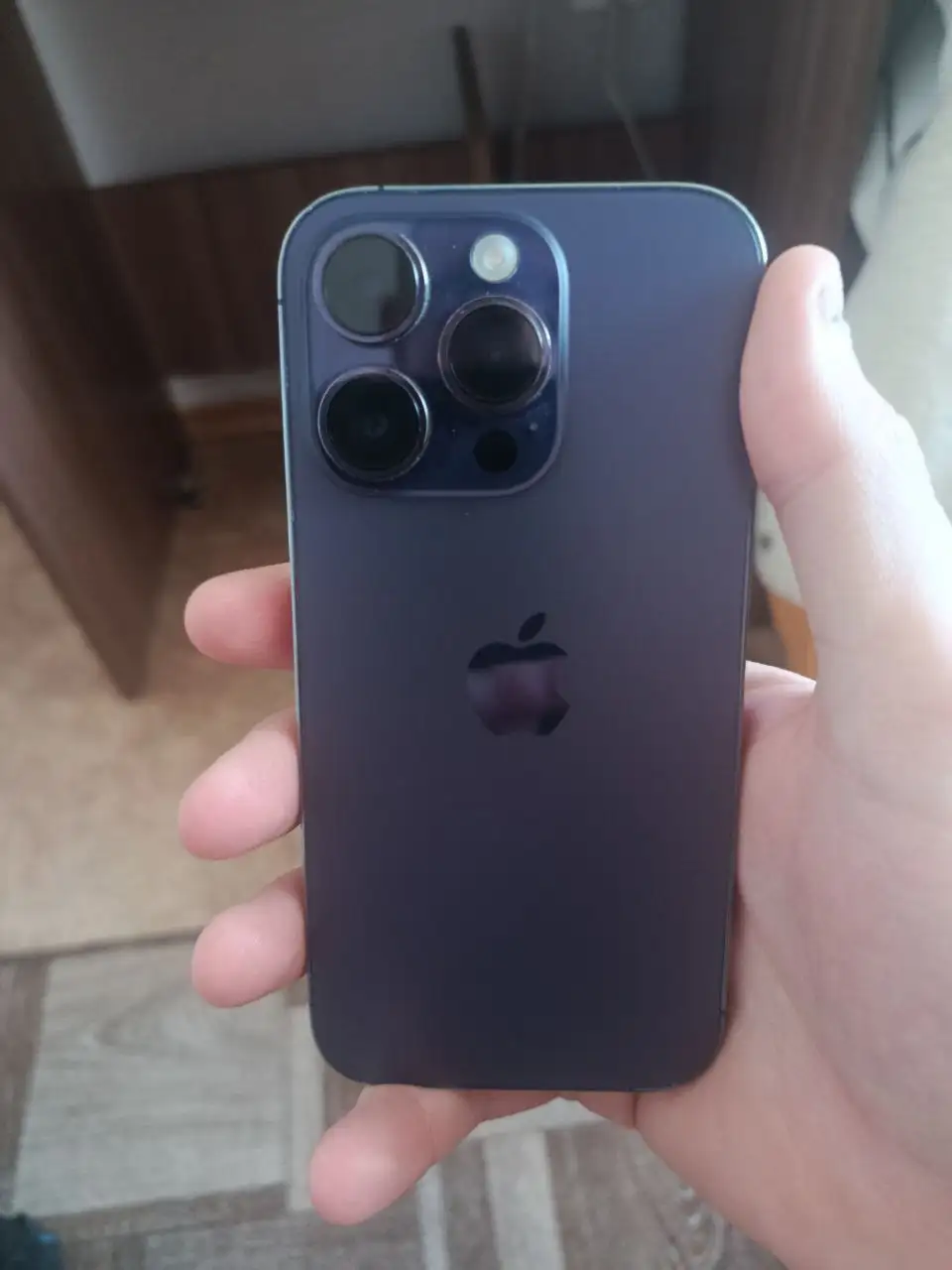 Обмен iPhone 14 Pro 256ГБ на автомобиль - Барахолка в Новосибирск