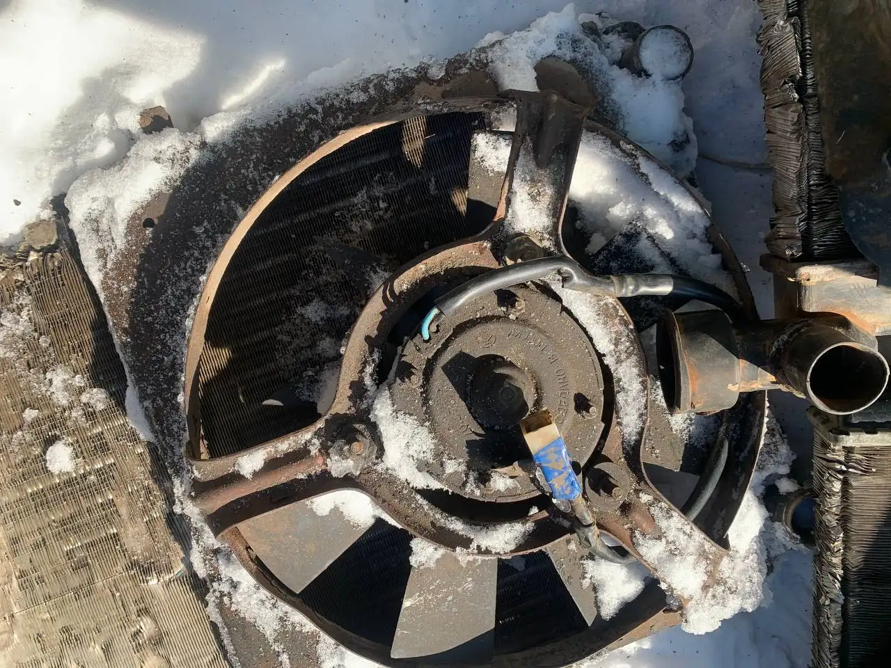 Моторы рабочие - Запчасти (Авто) в Новосибирск