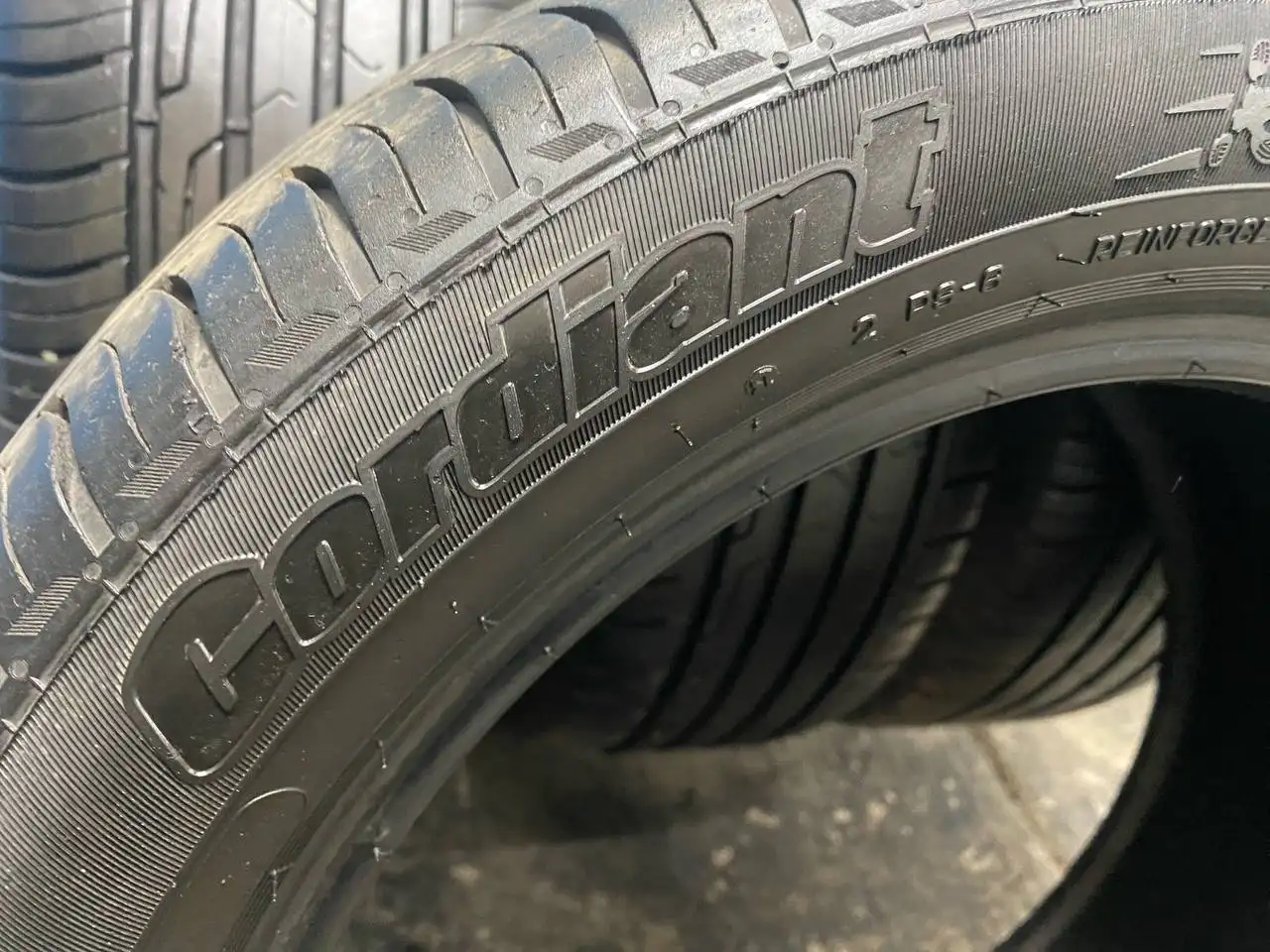 Шина Cordiant Comfort 2 195/50 R15 с минимальным пробегом - Шины и диски (Авто) в Новосибирск