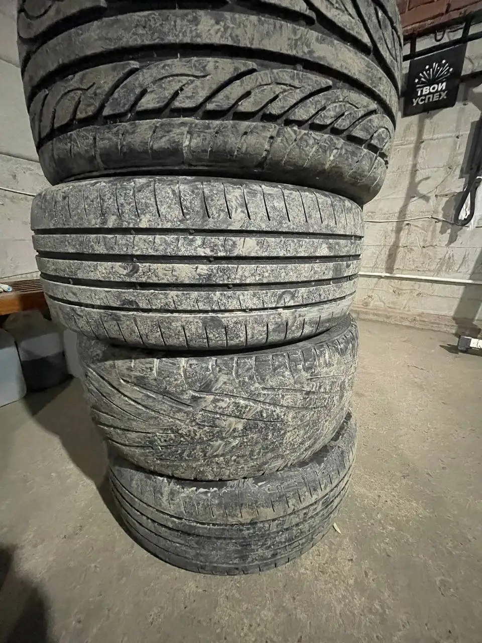 Продажа шин R16 205/45 и 195/40 - Шины (Авто) в Новосибирск