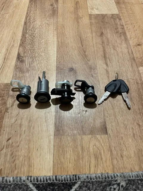 Личинки замков на Дэу Нексия N150 - Мотоциклы и скутеры в Новосибирск