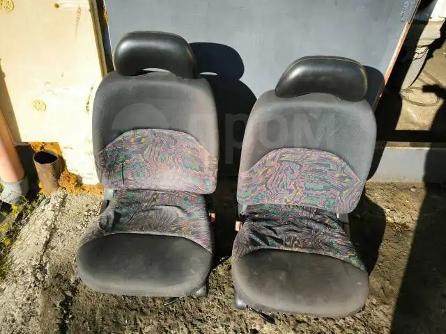 Сидения для автомобиля Жигули с задним диваном - Запчасти (Авто) в Новосибирск