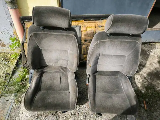 Сидения для автомобиля Жигули с задним диваном - Запчасти (Авто) в Новосибирск