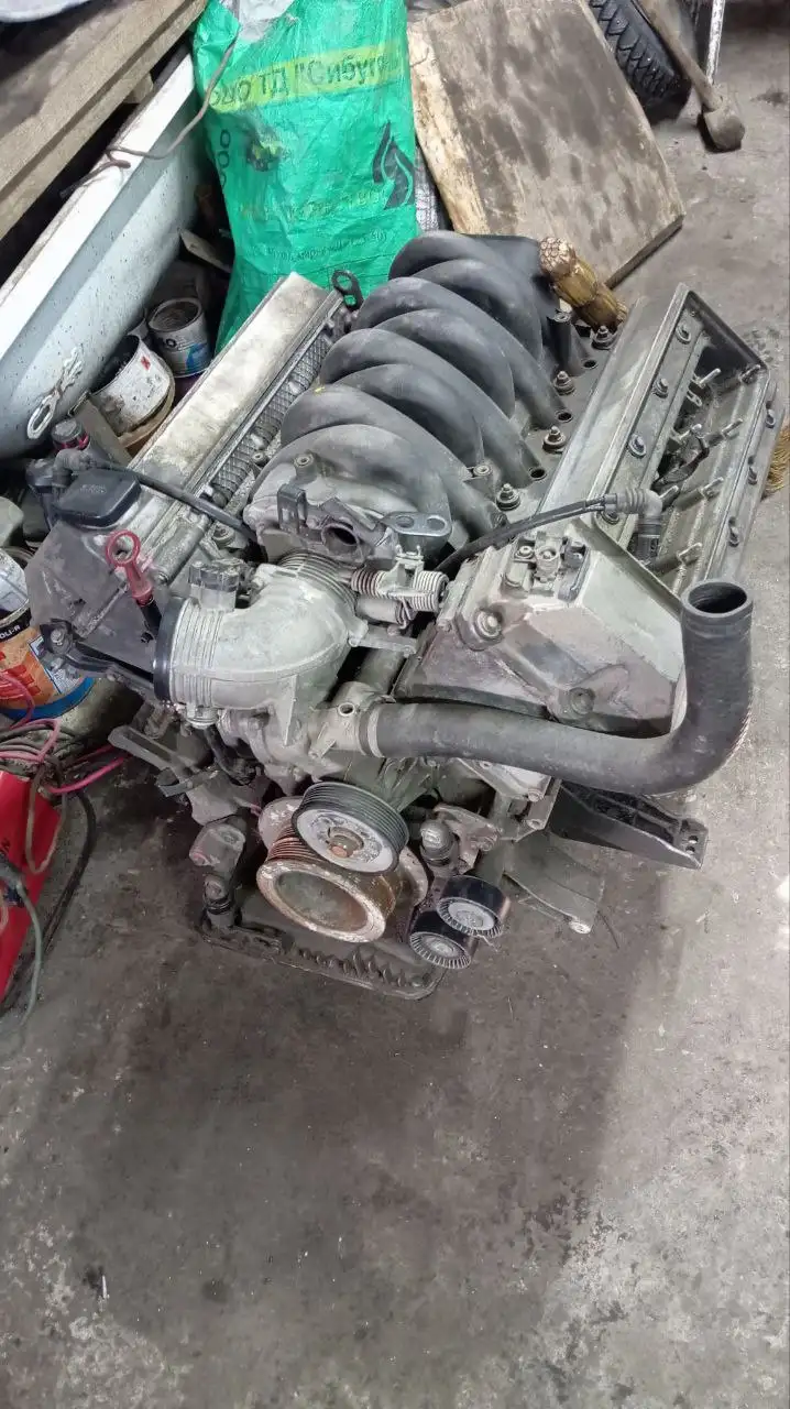 Продам мотор М62 целиком или на разбор - Запчасти (Авто) в Новосибирск