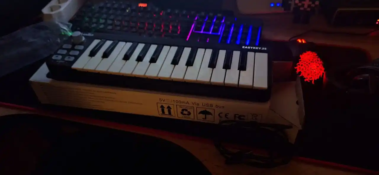 MIDI Клавиатура LAudio EasyKey