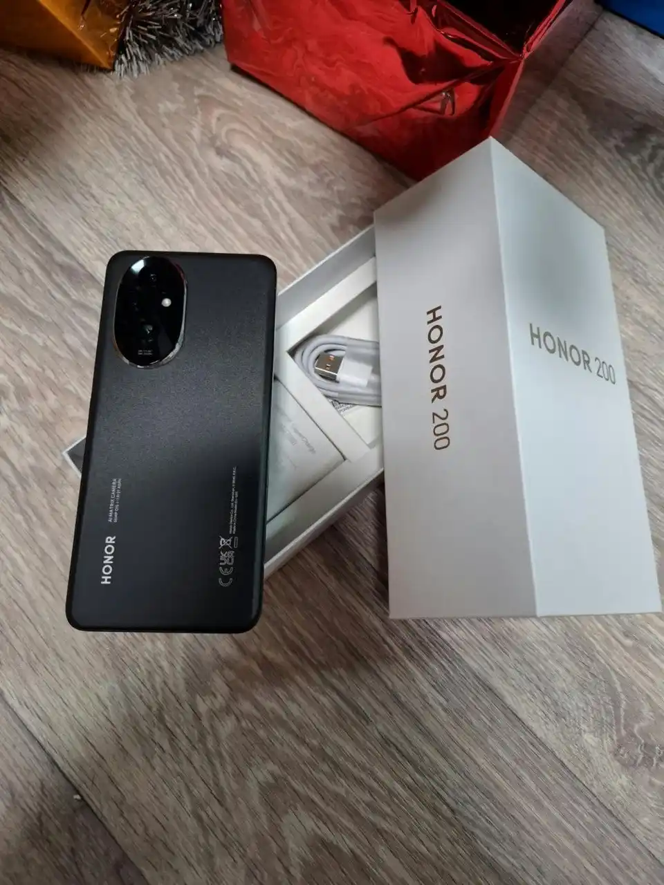 Продажа смартфона HONOR 200 8/256 ГБ