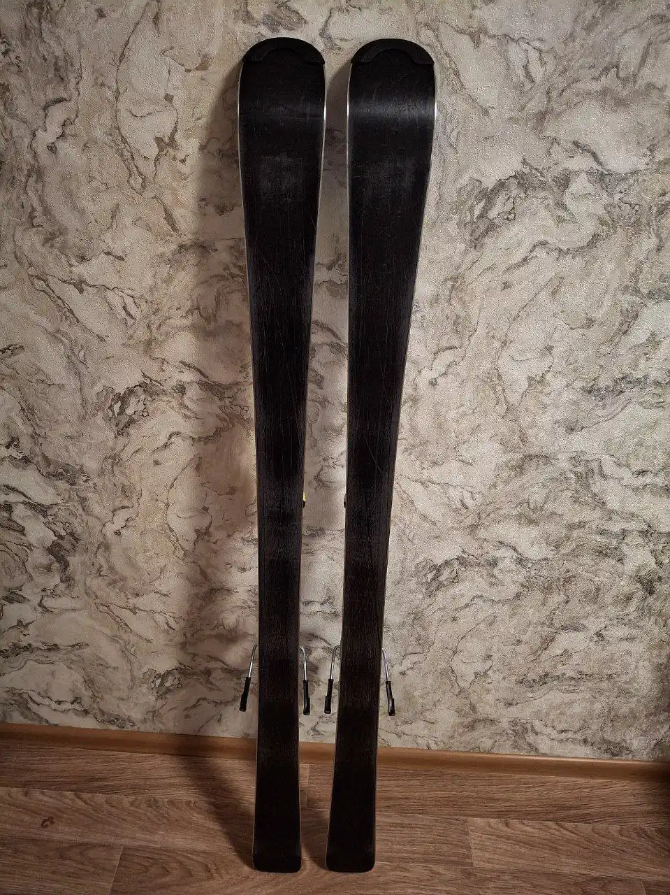 Продам горные лыжи Dynastar team speed