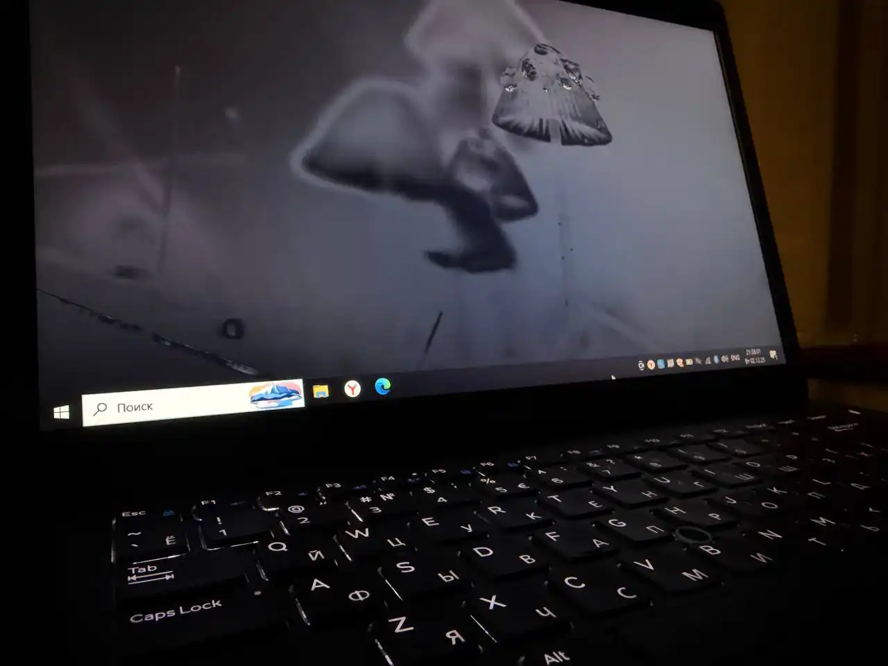 Продам ноутбук Dell Latitude 7490