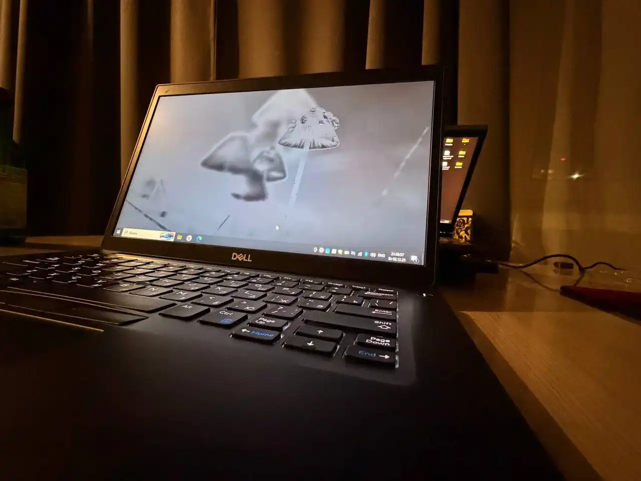 Продам ноутбук Dell Latitude 7490