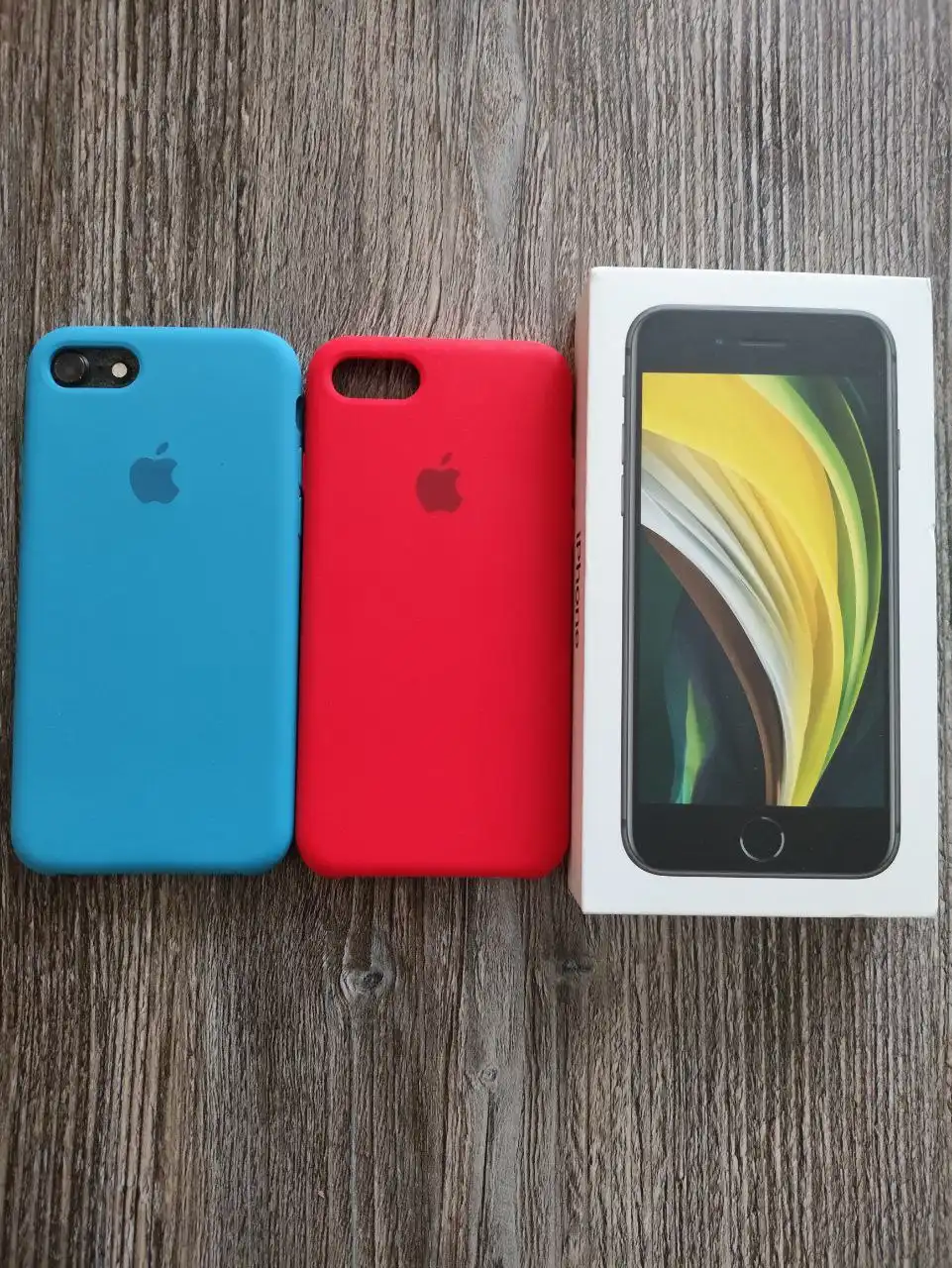 Продажа Apple iPhone SE 2020 64 gb