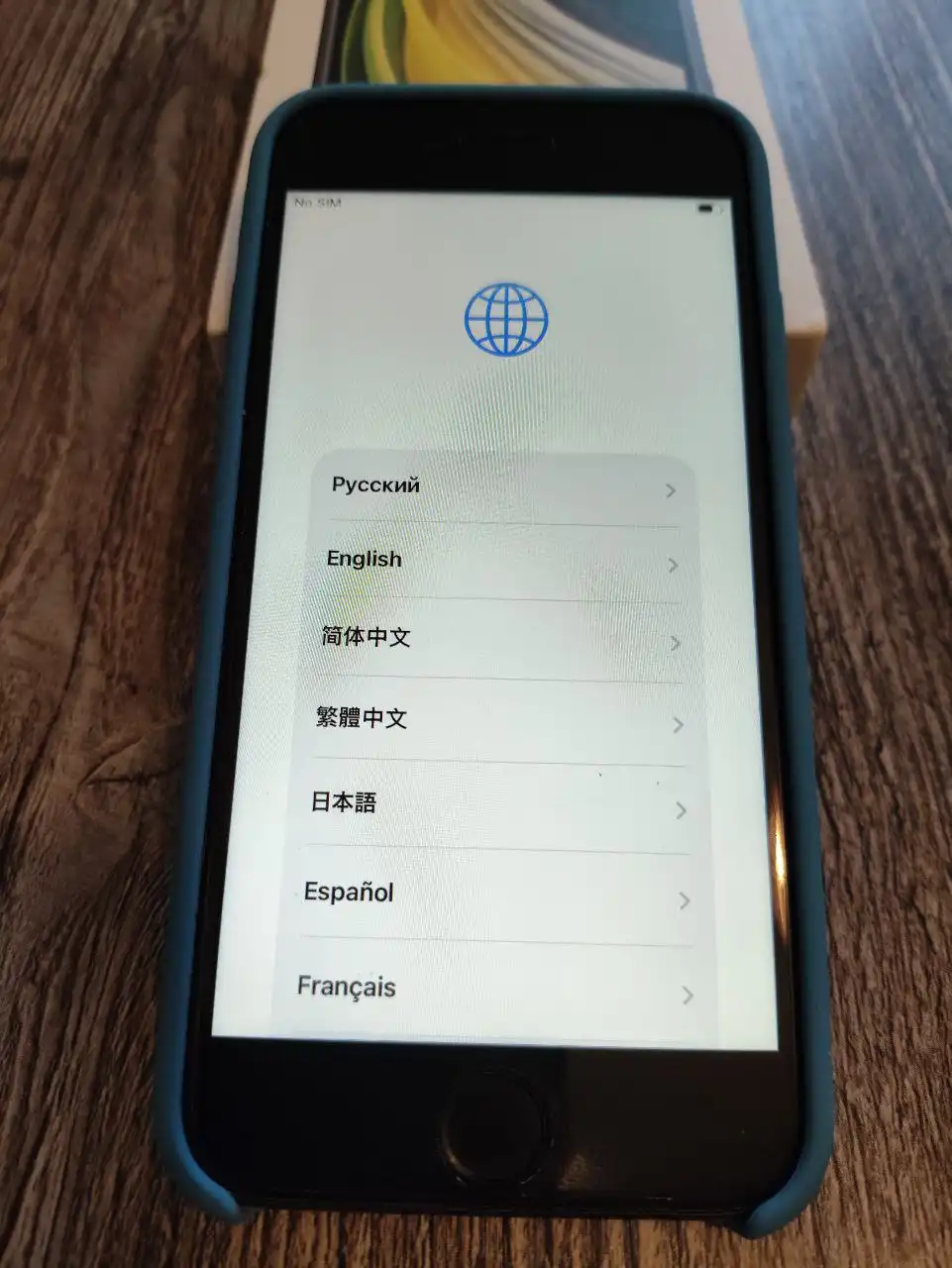 Продажа Apple iPhone SE 2020 64 gb