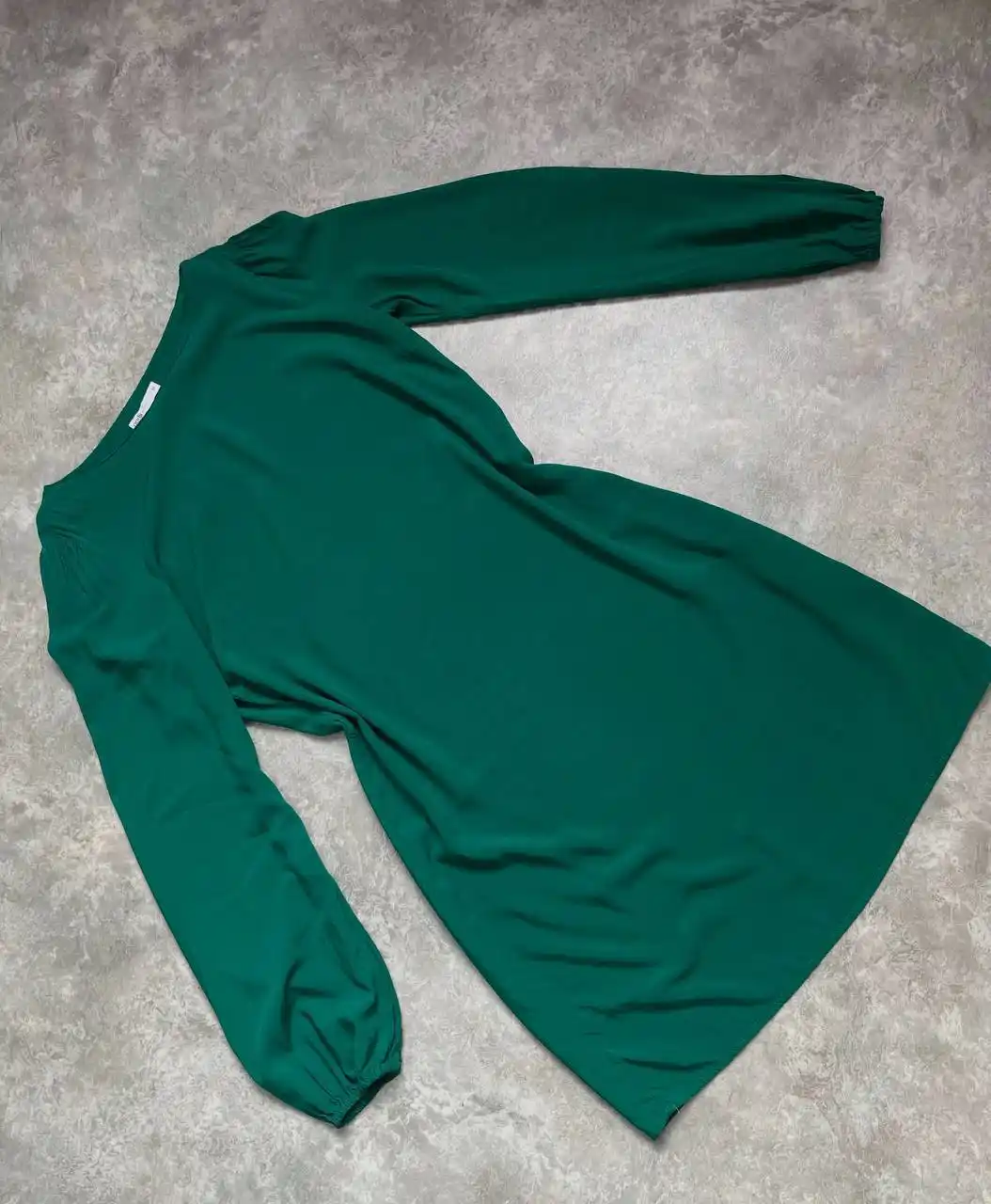 Отдам бесплатно одежду