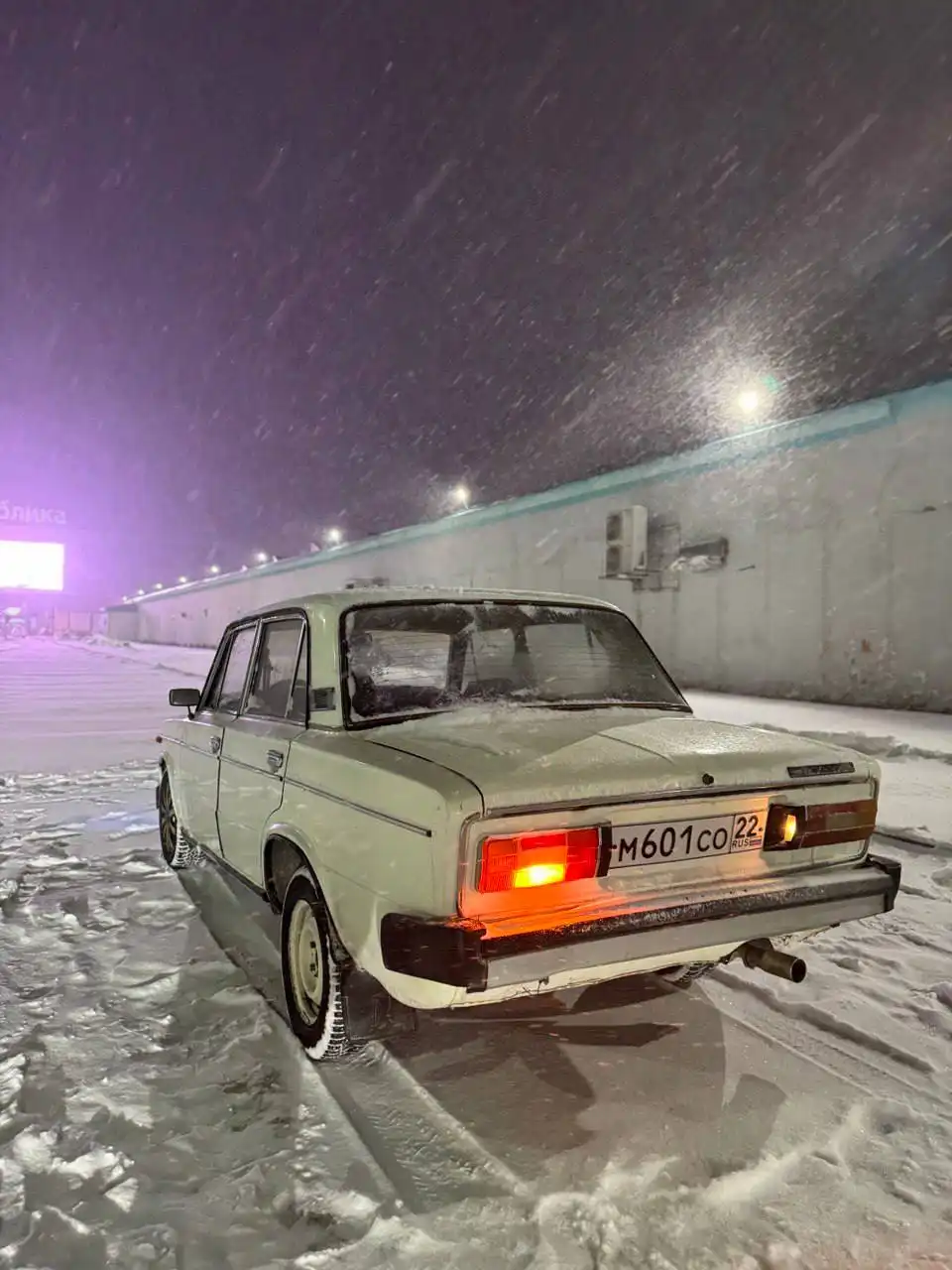 ВАЗ 2106 1998 года в хорошем состоянии