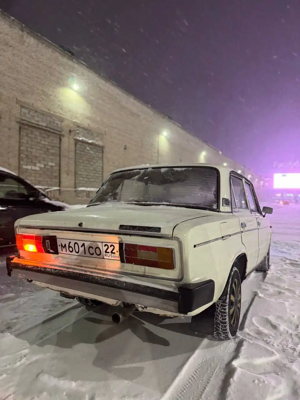 ВАЗ 2106 1998 года в хорошем состоянии