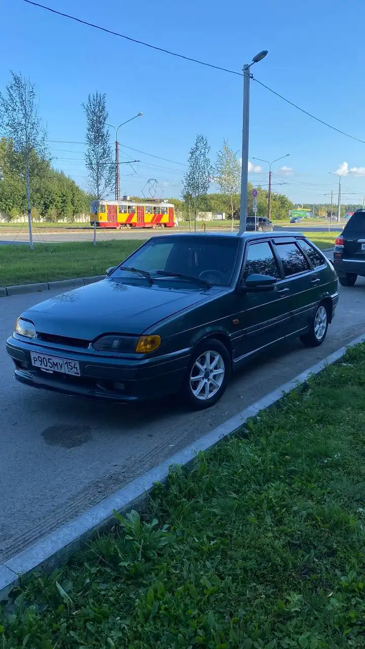 Продажа автомобиля 2007г с планшетом и консолью