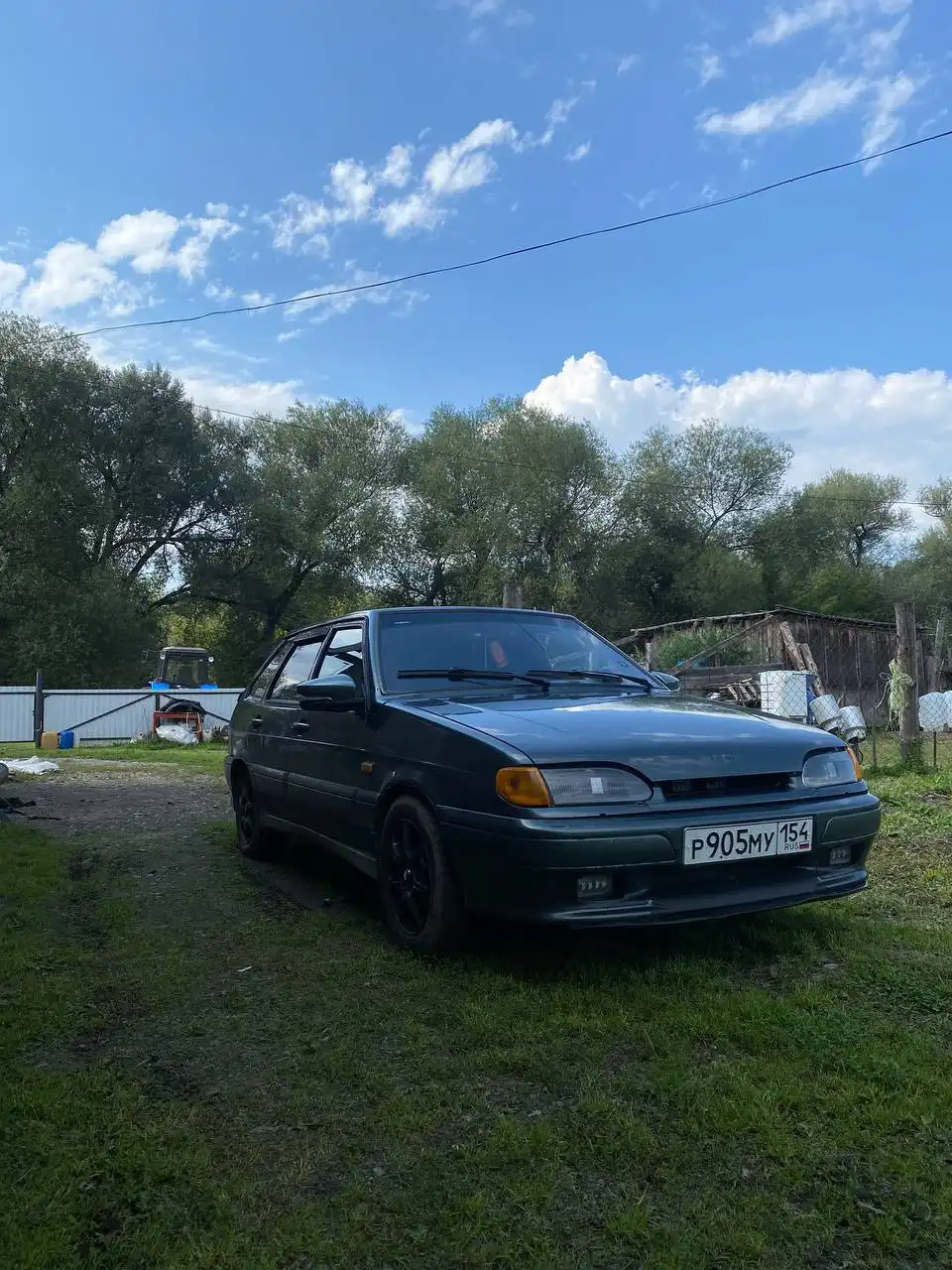 Продажа автомобиля 2007г с планшетом и консолью