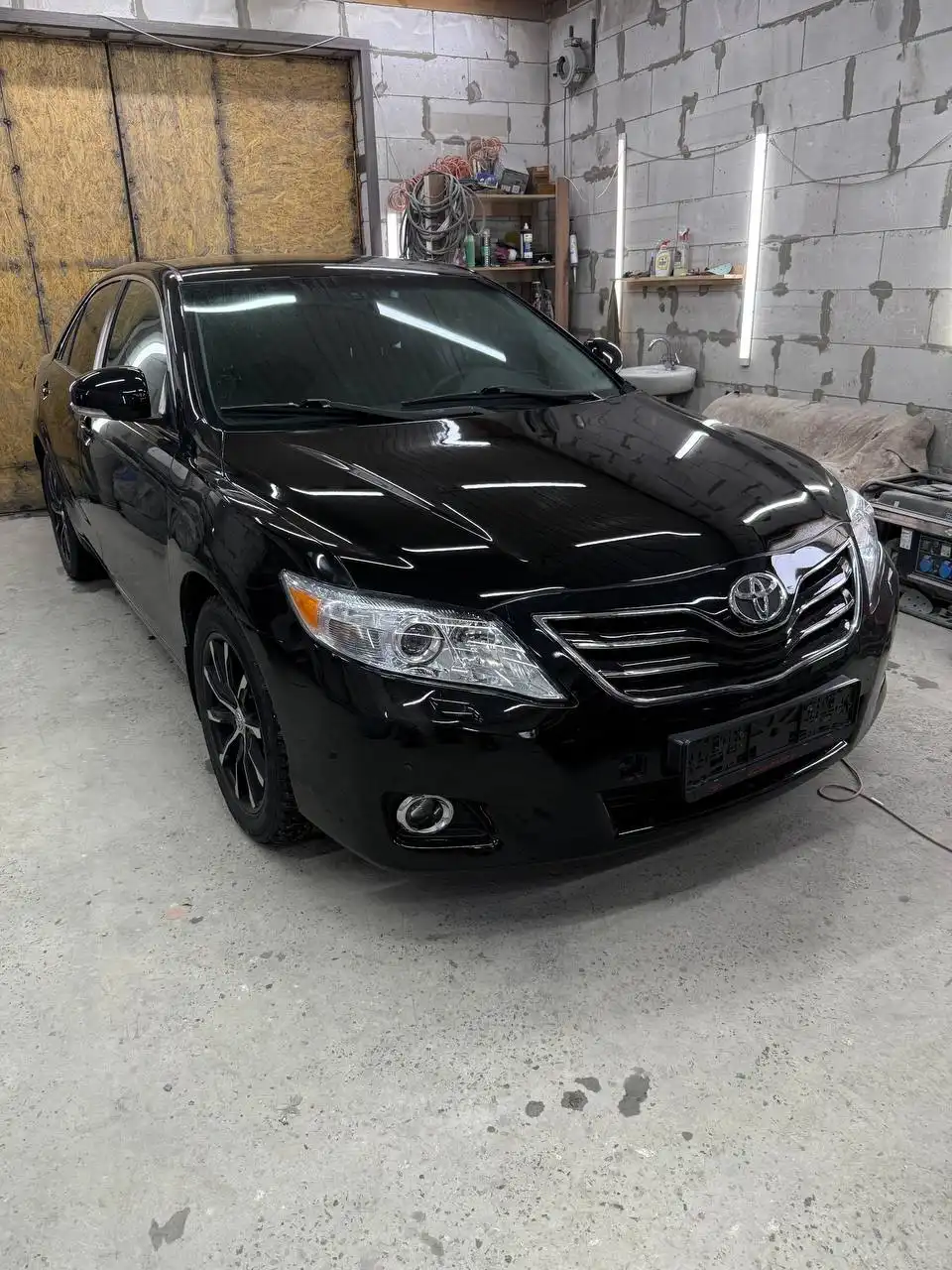 Продажа Toyota Camry 2010 года выпуска