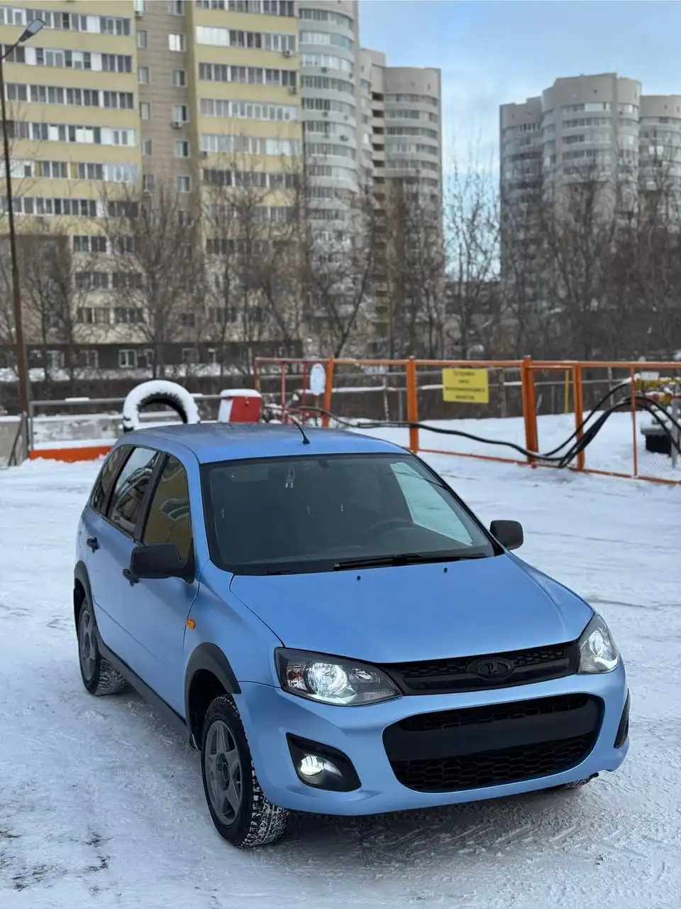 Продажа автомобиля Toyota Land Cruiser Prado 2012 года