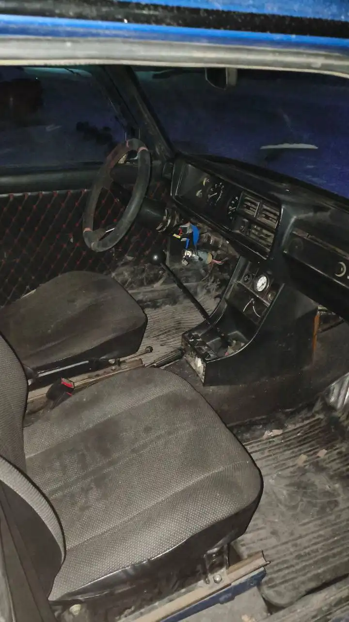 Продажа автомобиля Lada 4x4 1.8